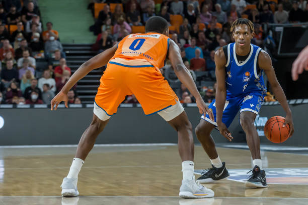 既能够在中 既能够在中